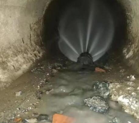 本号镇市政管道清淤