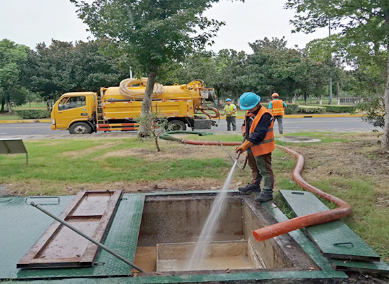 本号镇化油池清理